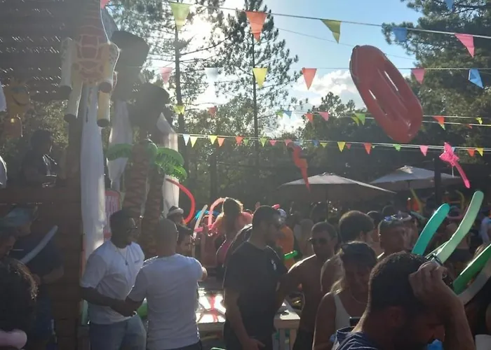 Camping - Piscine - Ef0aae *